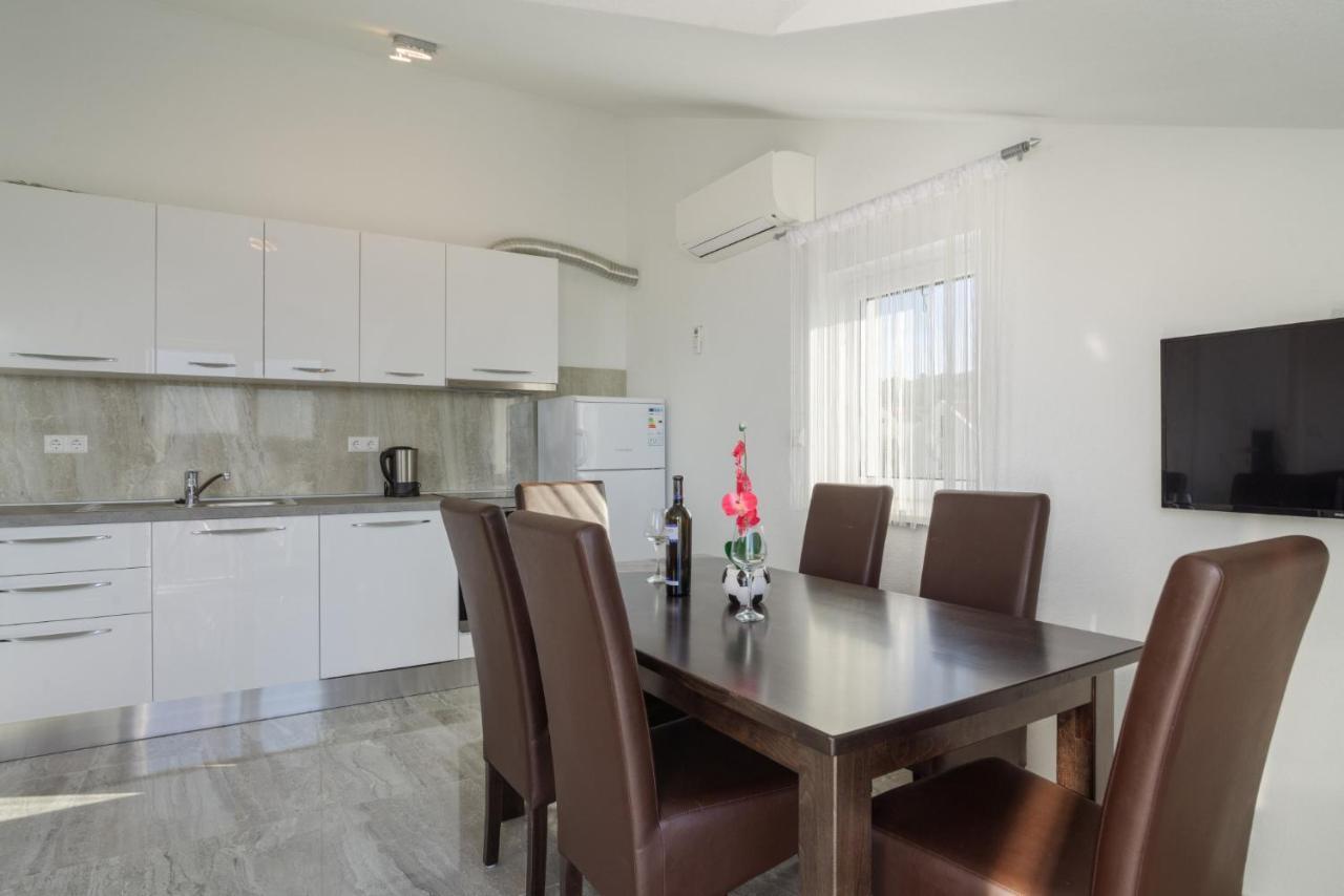 Villa Andelo Trogir Bagian luar foto